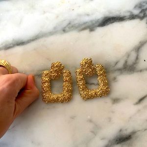 *last chance before removed* Gold earrings